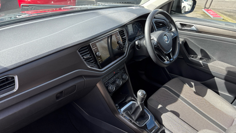 Volkswagen T-Roc 1.5 TSI EVO Design 5dr Petrol Hatchback